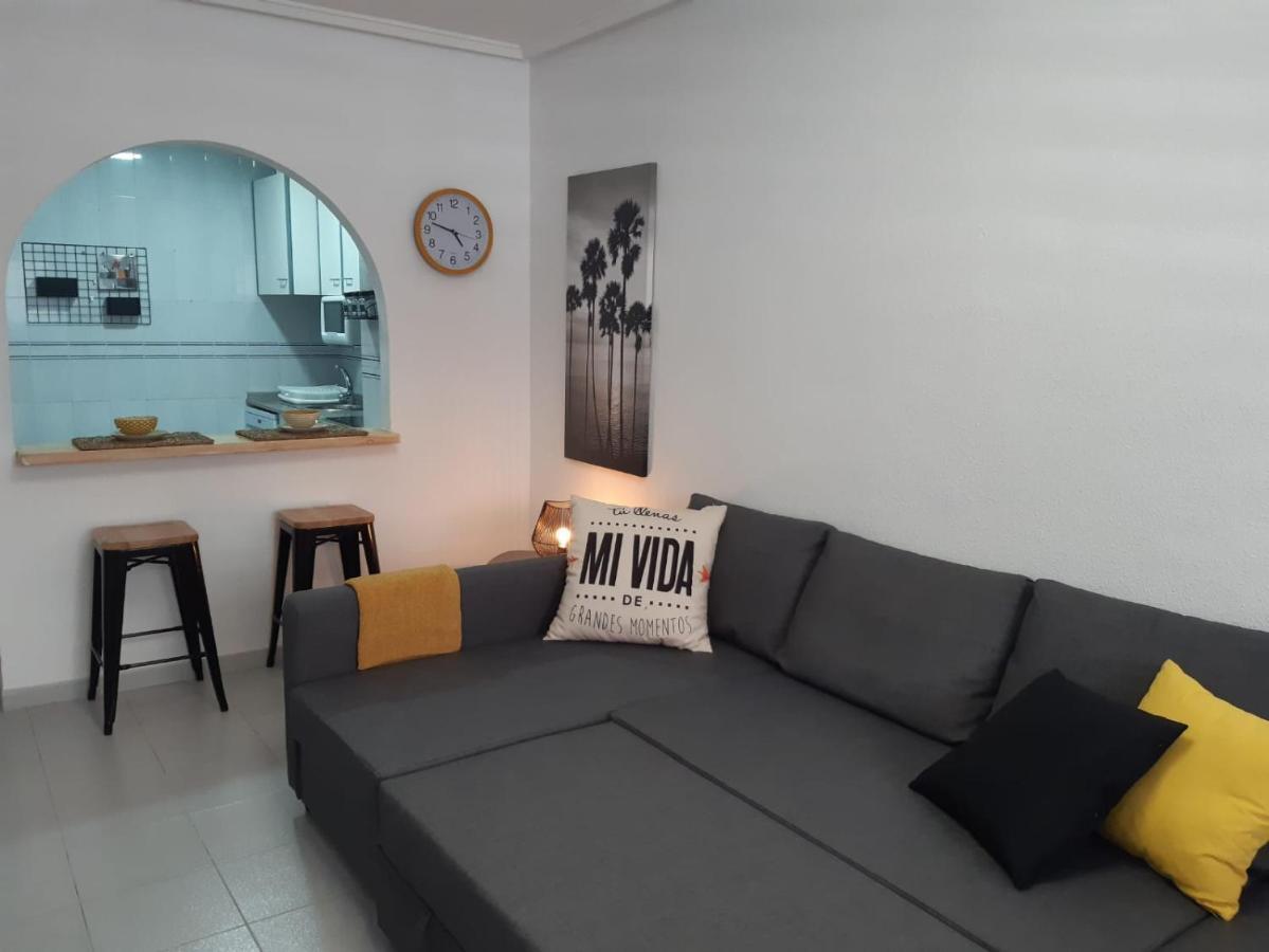 Lovely Apart 3 Minutes To The Beach Torrevieja Exterior photo